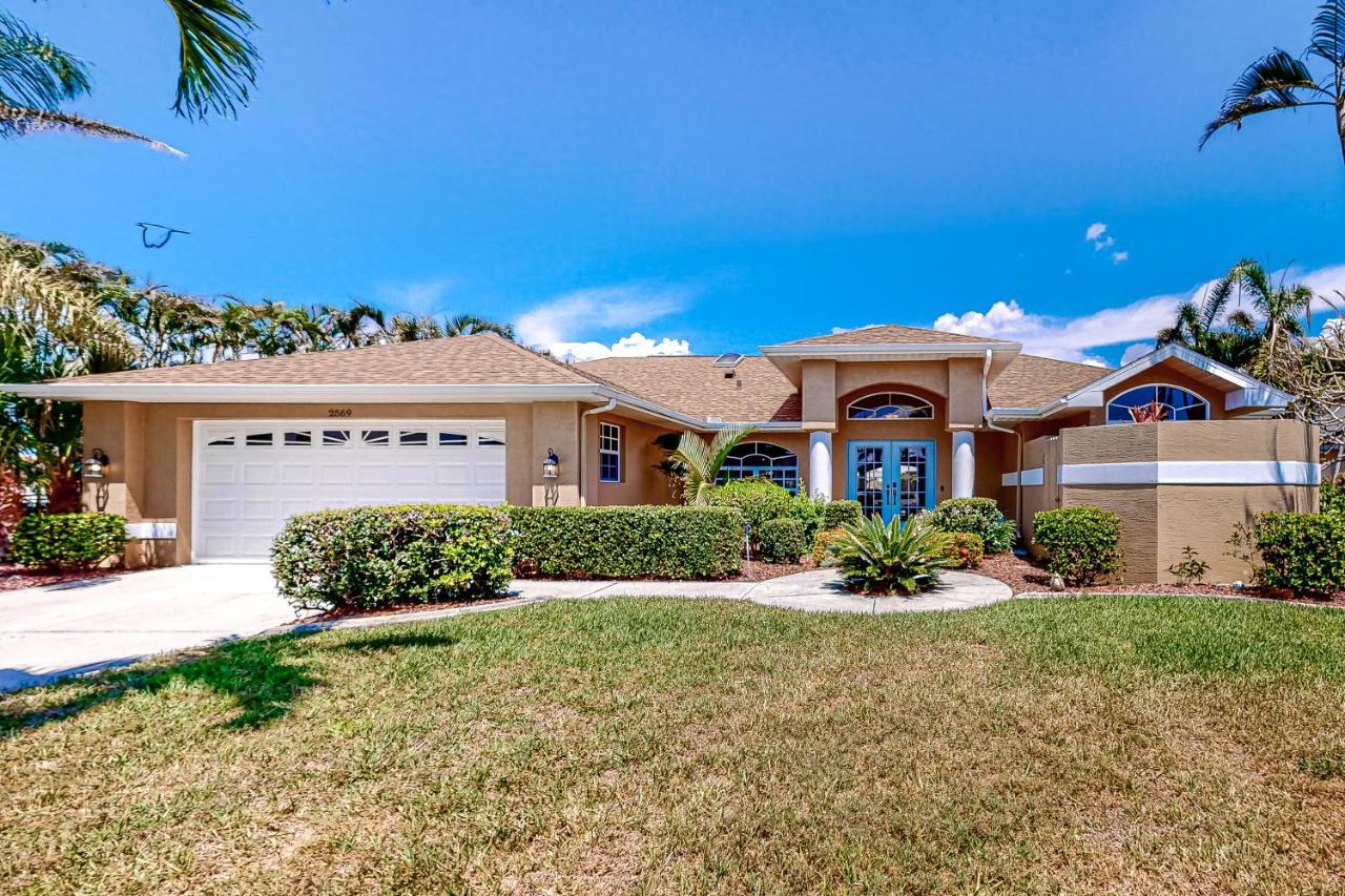 Life At The Canal Cape Coral Exterior foto